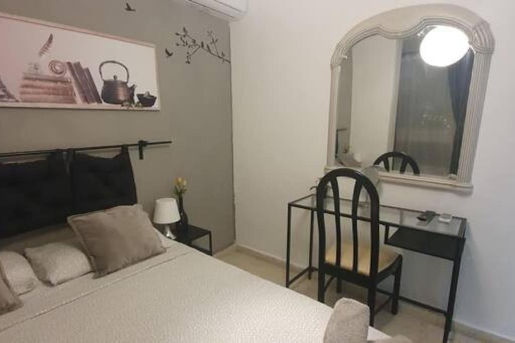 Apartamento Carranque Malaga Bagian luar foto